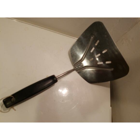 Vintage Foley Wide Pancake Spatula, Flipper, Turner, Made In USA Mpls - Picture 1 of 5